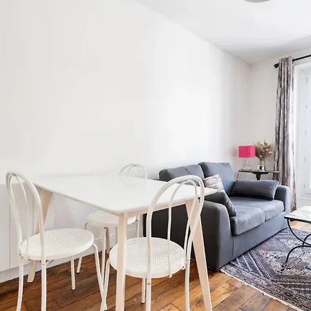 Maison d'hôtes Paris's Sunny Nest In The 18th